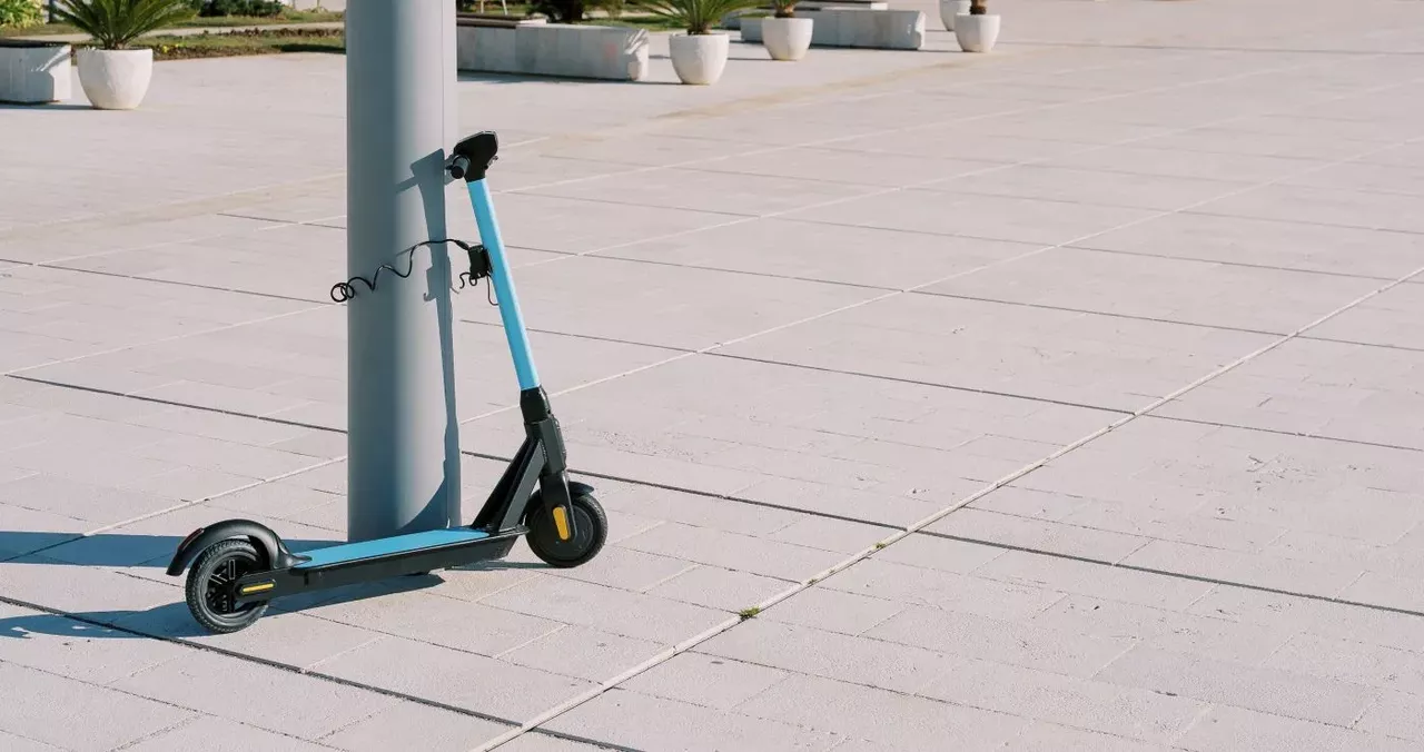 Jak nepřijít o e-koloběžku: Vyzrajte na zloděje s tipy, co fungují