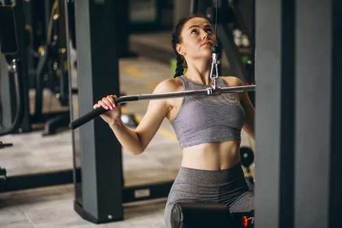 Plánujete domácí fitness centrum? Začněte posilovací věží