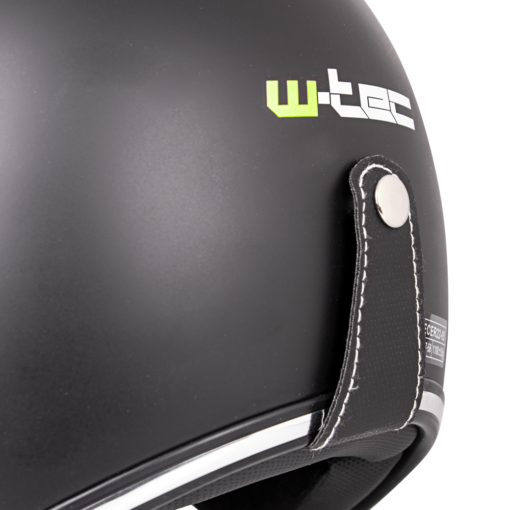 Moto přilba W-TEC YM-629SV se sluneční clonou - černá lesk