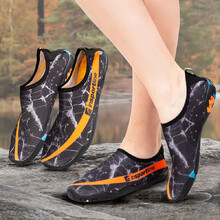 Protiskluzové boty pro ženy inSPORTline Granota