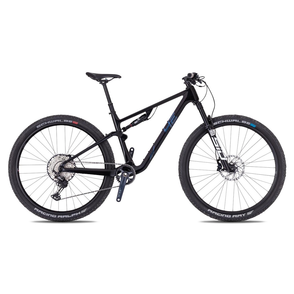 Celoodpružené kolo 4EVER Sonnic Team 29" - model 2026 M (17", 165-175 cm) shiny black/hologram