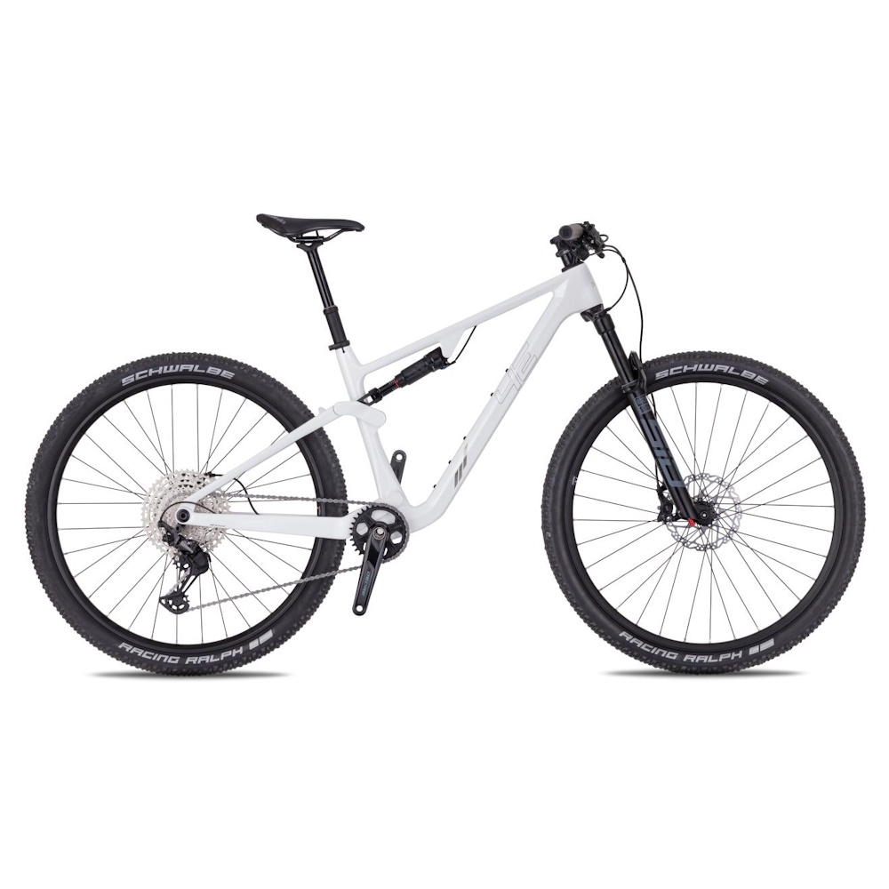 Celoodpružené kolo 4EVER Sonnic Elite 29" - model 2026 L (19", 175-185 cm) white/silver sand