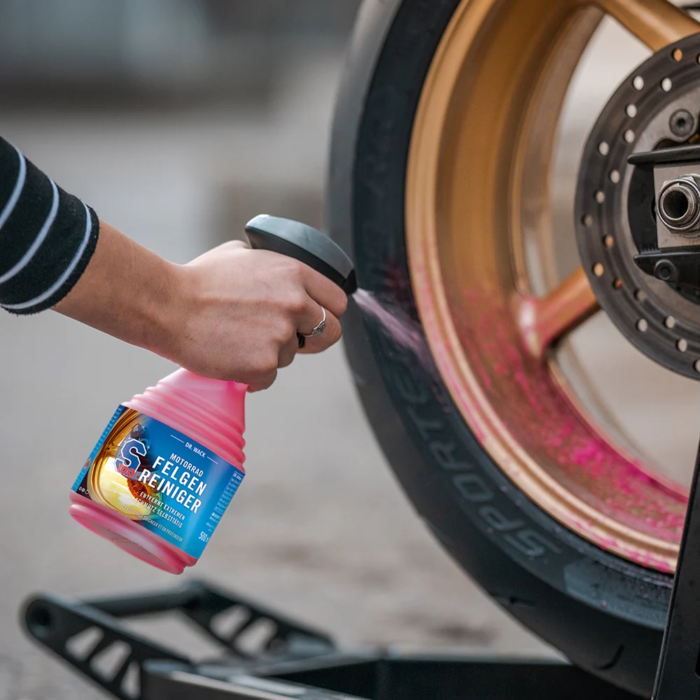 Čistič ráfků S100 Motorrad Felgenreiniger 500 ml (obrázek 3)