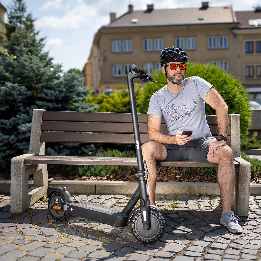 Elektrická koloběžka W-TEC Nikotes 350W 8,5" (obrázek 11)