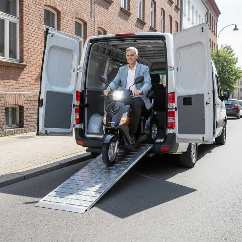 Nájezdová rampa W-TEC Gordanox pro ATV/UTV 215×78,5 cm 1ks