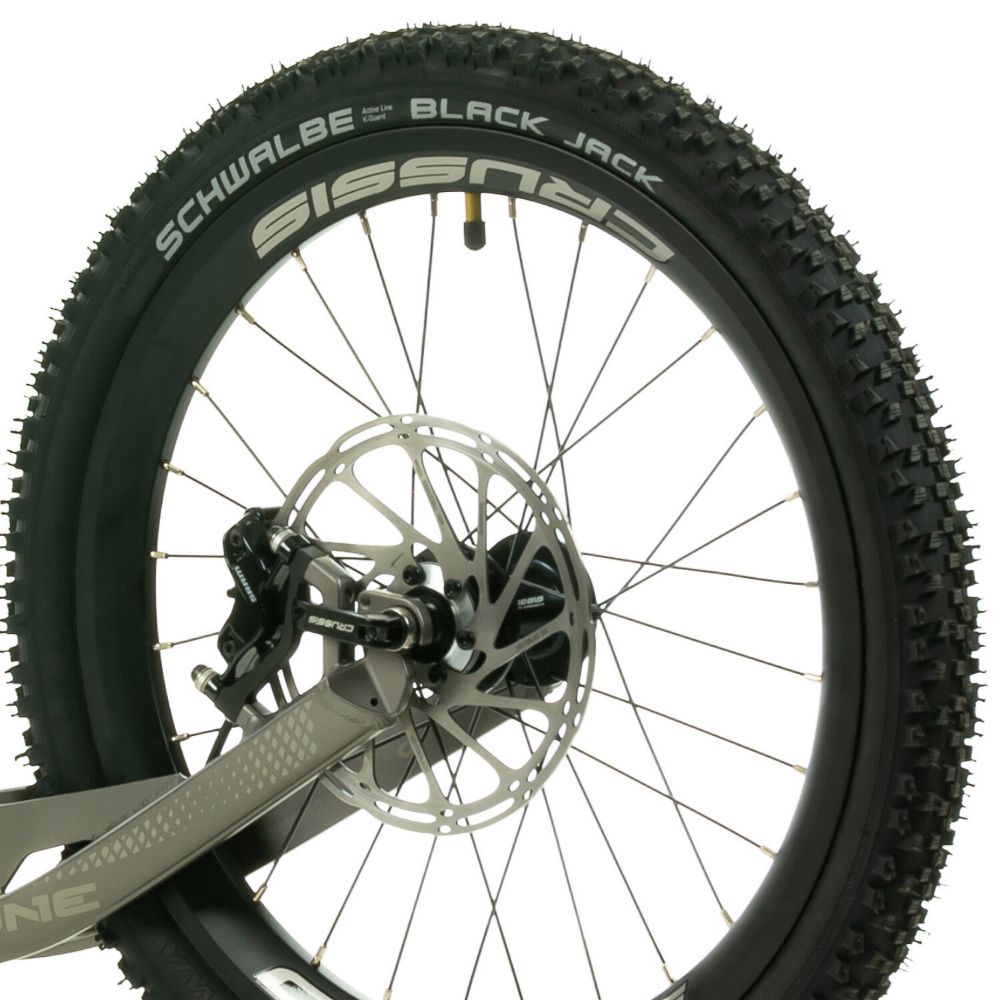 Koloběžka Crussis ONE Cross 9.2-1 stříbrná 27,5/20″