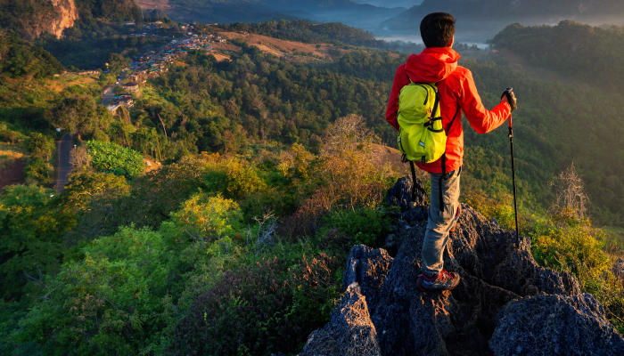 Outdoor ruházat és kiegészítők