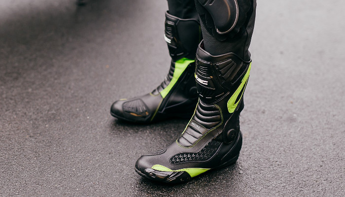 Hohe Motorradstiefel