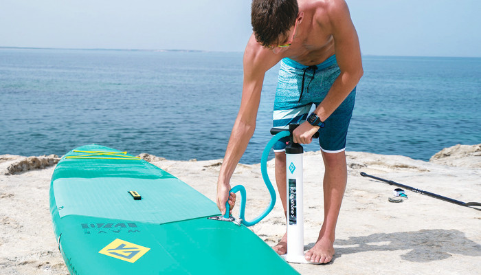 Pumpy a tlakoměry k paddleboardům