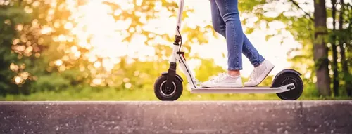 Az elektromos rollerek hódítanak! Válassz olyat, ami nem hagy cserben!