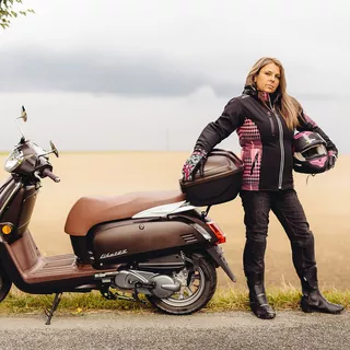 Moto čelada W-TEC V105 - črna-zelena