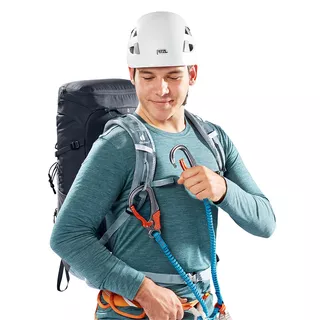Deuter hiking pack hotsell