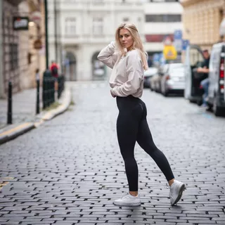 Dámske legíny s vysokým pásom Nebbia Lifting Effect Bubble Butt 587