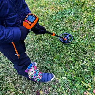 Kid's metal detector inSPORTline Goldino