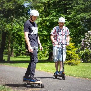 Elektrický longboard Skatey 400 čierno-oranžový