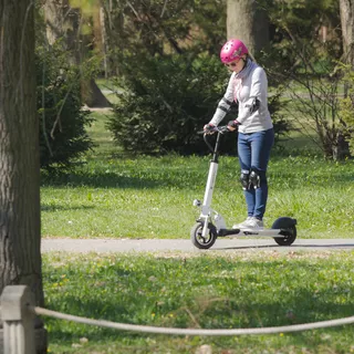 Elektrická kolobežka inSPORTline Saturian 10"