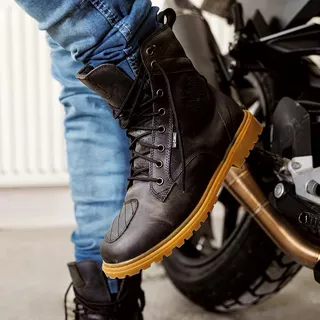 Motorcycle Boots W-TEC Artway - Black with beige sole