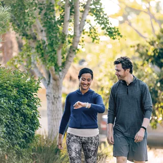 Inteligentný náramok Fitbit Inspire 2 Lunar White/Black