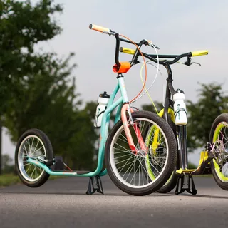 Nexelo Bottle Cage with a Mount