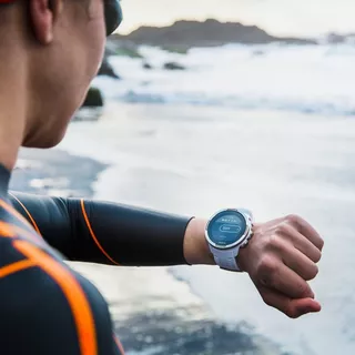 SUUNTO 9 Baro Sportuhr - Weiss