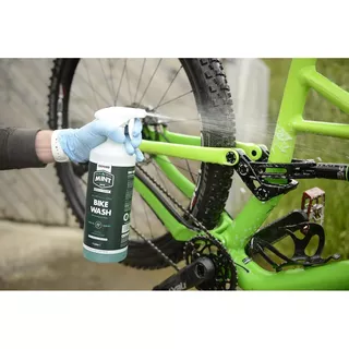 Čistič motocyklů a kol ve spreji s rozprašovačem Mint Bike Wash 1 l