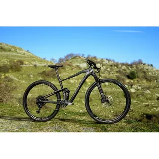 Celoodpružený bicykel Kross Earth 4.0 29" - model 2020 - čierna/grafitová