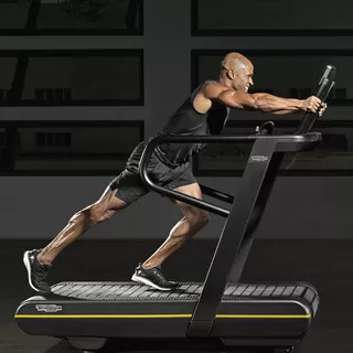 Běžecký pás TechnoGym SkillRun