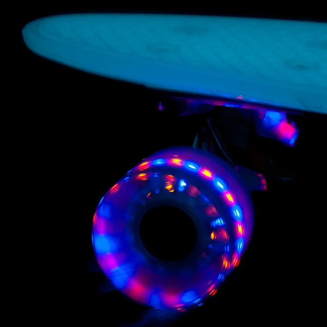 Glow-in-the-Dark Pennyboard WORKER Lumy 22ʺ