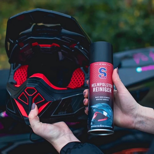 Čistič a dezinfekce interiéru přilby S100 Helmet Interior Cleaner 300 ml