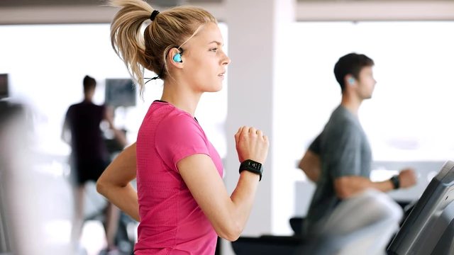 GPS hodinky TomTom Spark Fitness Cardio + Music + sluchátka