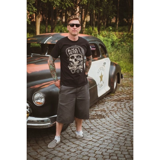 T-shirt koszulka BLACK HEART Garage Built - Czarny