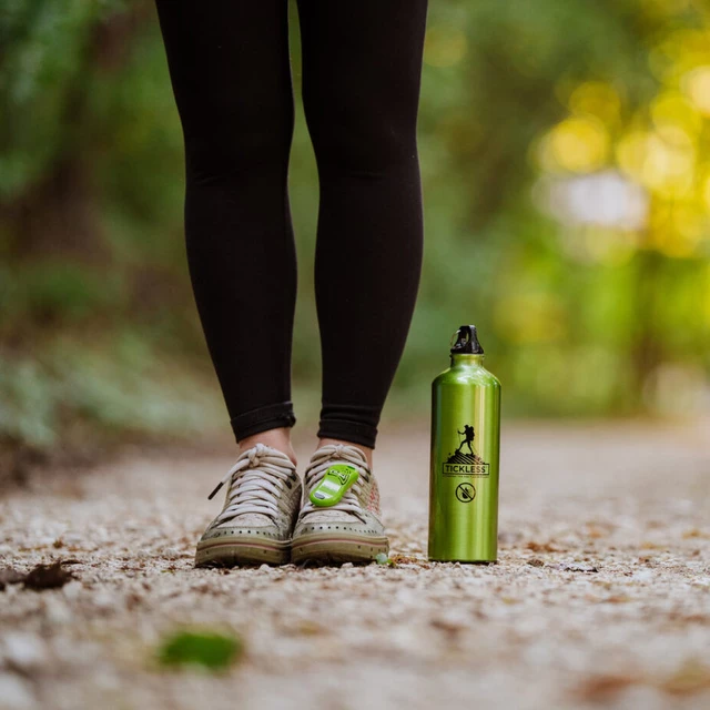 Ultrazvukový repelent proti klíšťatům Tickless Human - Green