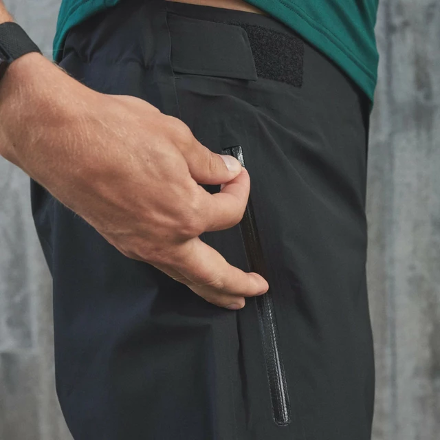 Pánske cyklo kraťasy POC Bastion Shorts - Uranium Black