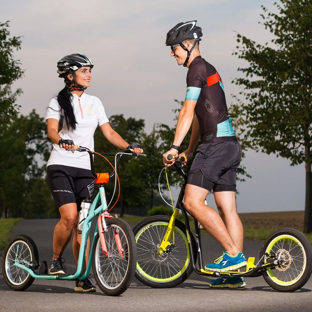 Der Fahrrad-Schutzhelm WORKER Cotandy