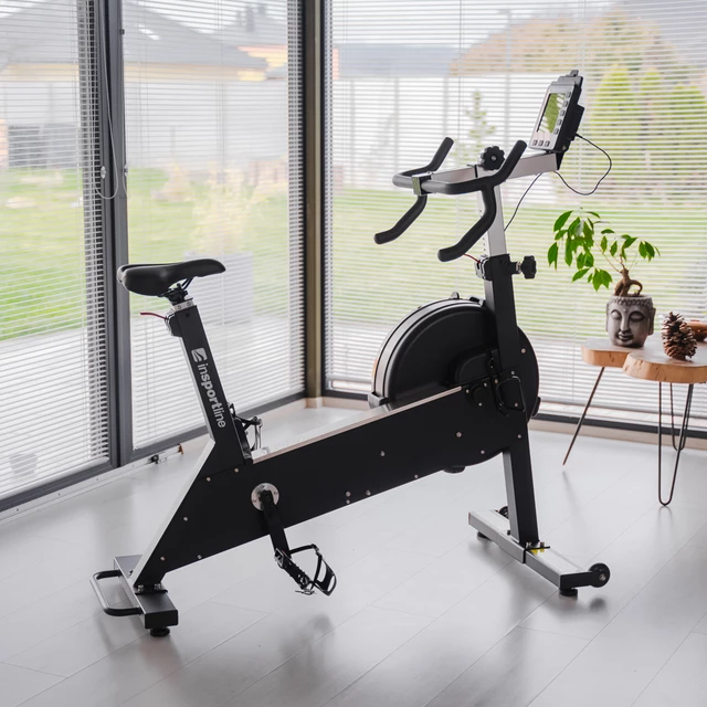 Spinningowy rower treningowy powietrzny inSPORTline CycleAir