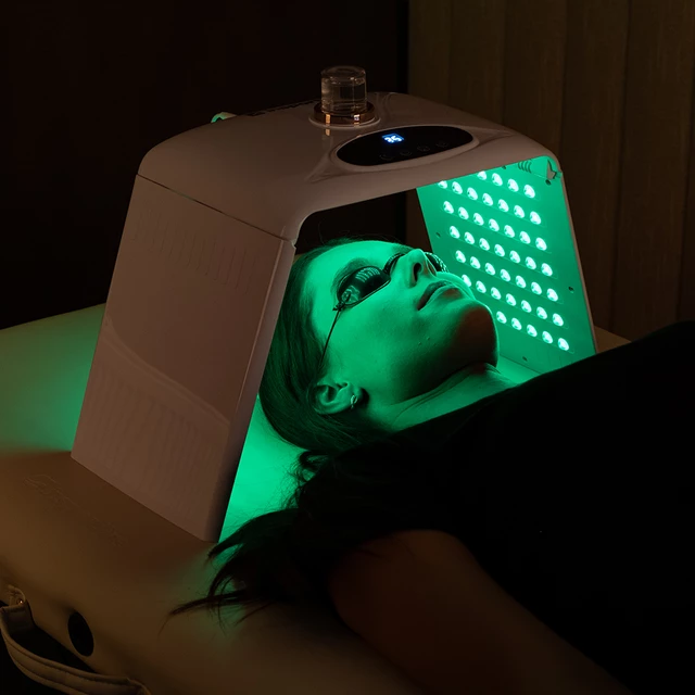 LED Light Therapy Facial Machine inSPORTline Coladome 300