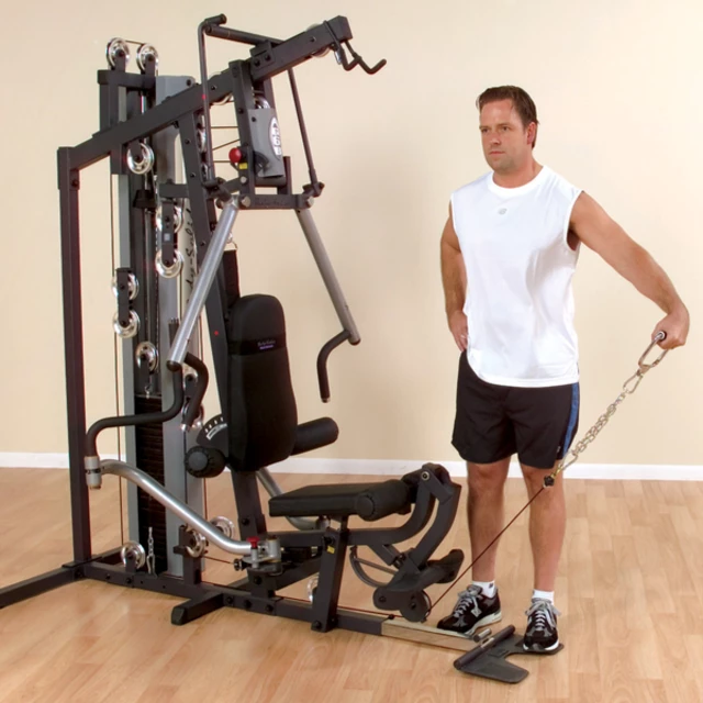 Posilovací věž Body-Solid G6B Home Gym