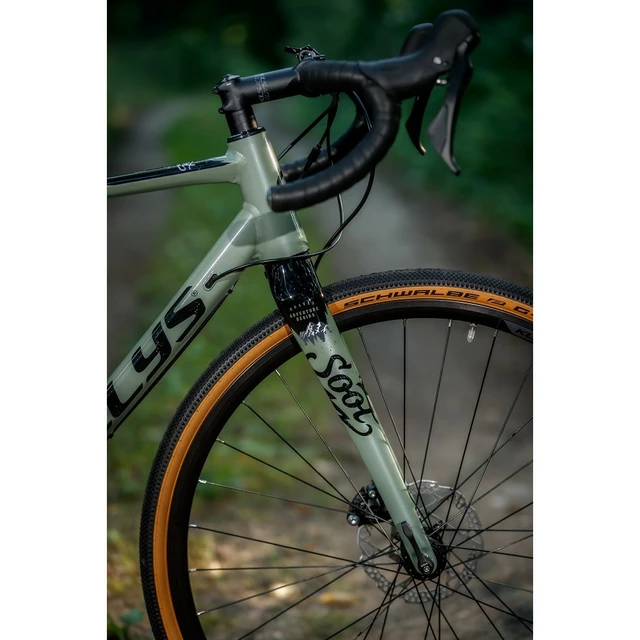 Gravel bicykel KELLYS SOOT 70 28" 8.0 - XL (22", 192-205 cm)