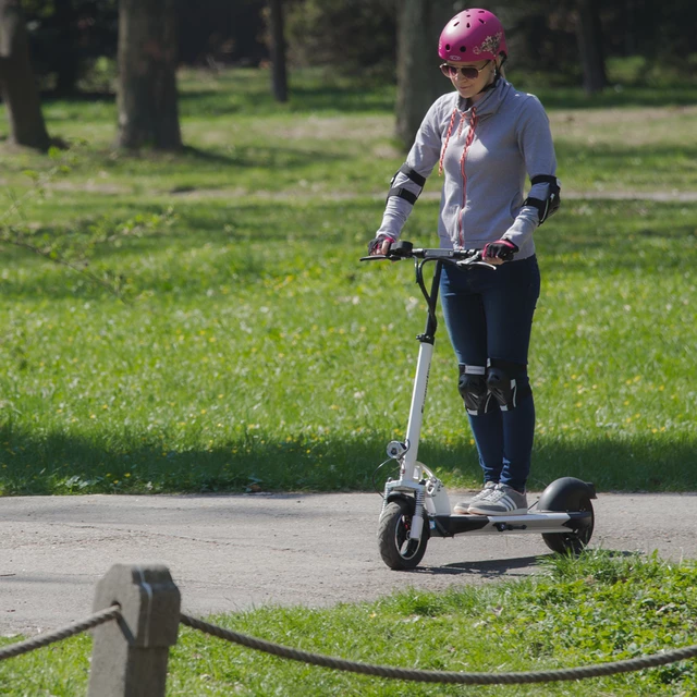 Elektrická kolobežka inSPORTline Saturian 10"