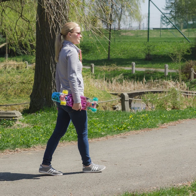 Műanyag gördeszka WORKER Mirra 300 22" világító kerekekkel