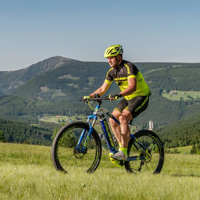 Pánske cyklistické kraťasy s trakmi Crussis CSW-050