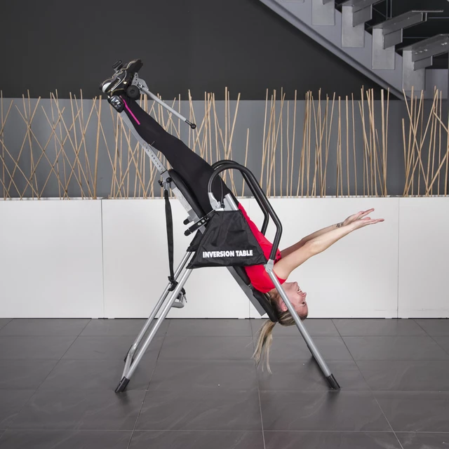 Inversion table inSPORTline Inverso