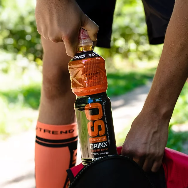 Isotonický nápoj Nutrend ISOdrinX 750ml