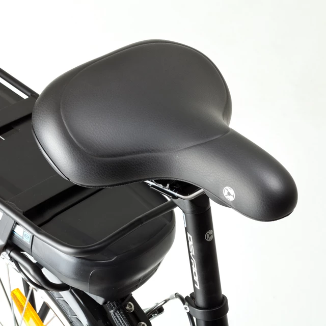 Městské elektrokolo Devron 26120 26" - model 2017 - Champagne