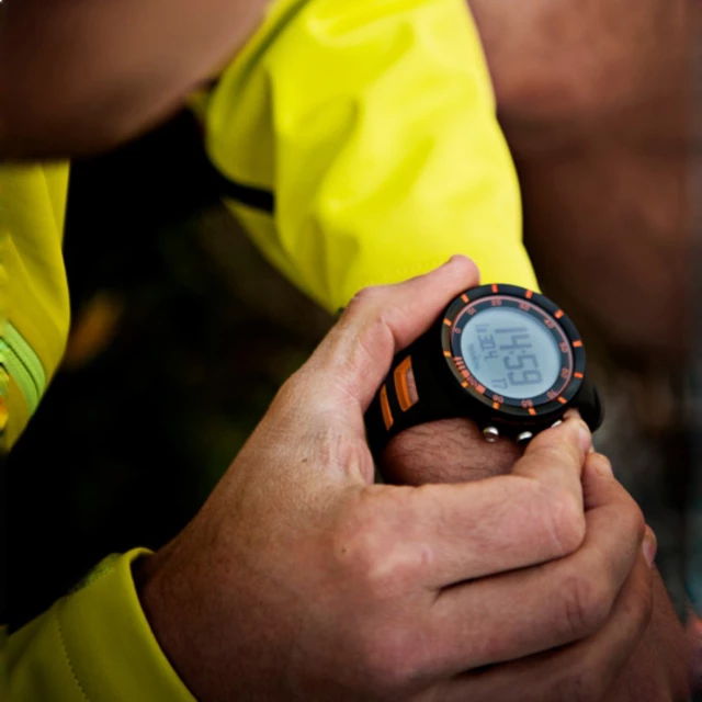 Športtester Suunto Quest Orange Running Pack