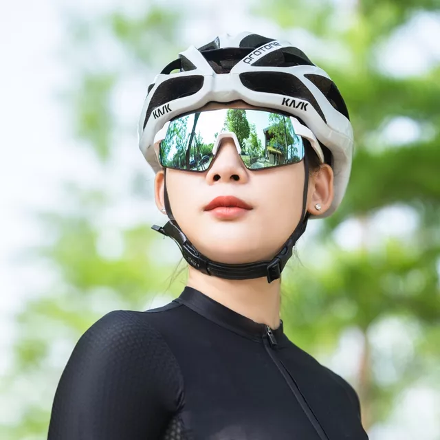 Sports Sunglasses Altalist Hayate R2 - šedá s tmavě červenými skly