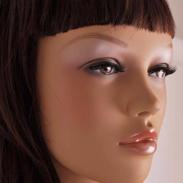 Figurína VICTORIA (A340)