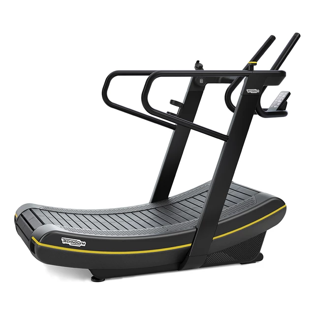 Běžecký pás TechnoGym SkillMill Go