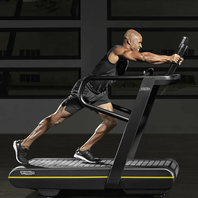 TechnoGym SkillRun Laufband