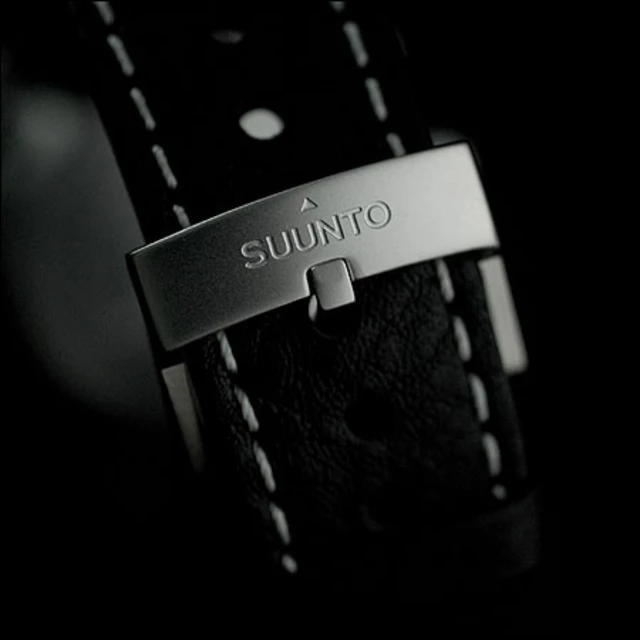 Suunto Elementum Terra P/ Black leather Outdoorcomputer